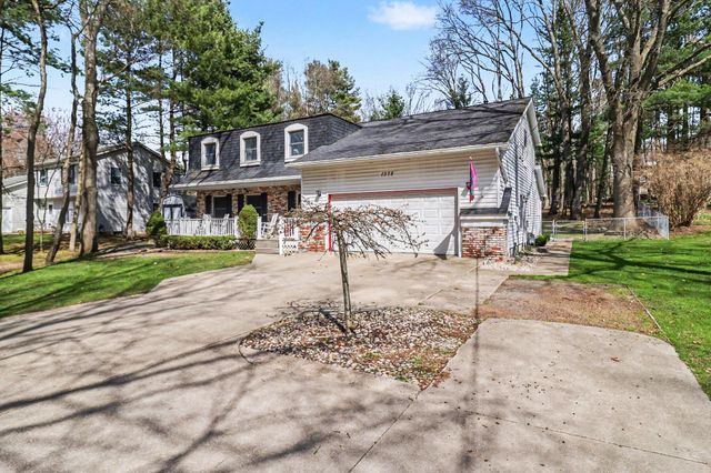 1378 N Lendale Street, Pere Marquette Twp, MI 49431