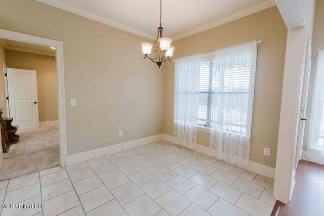 252 Clubview Circle, Pearl, MS 39208