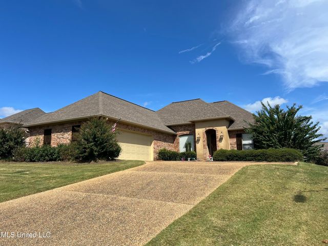 252 Clubview Circle, Pearl, MS 39208