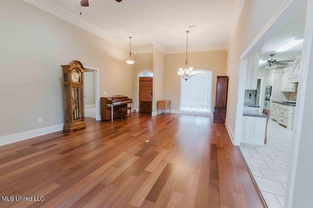 252 Clubview Circle, Pearl, MS 39208