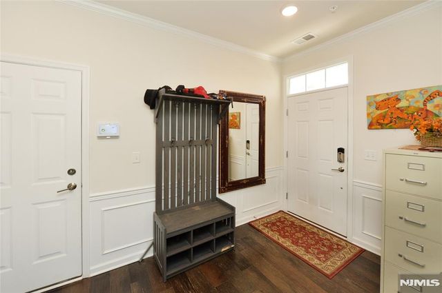 104 W Ramsey Terrace 607, Fair Lawn, NJ 07410