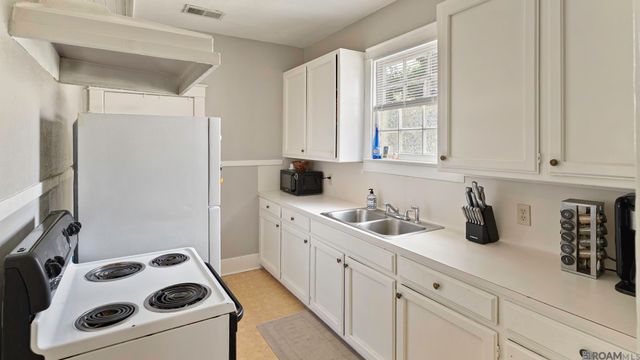 350 E State St, Baton Rouge, LA 70802