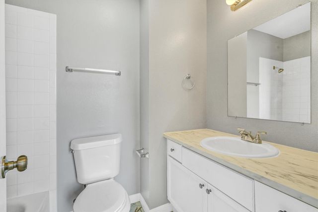 516 Gregory CT, Round Rock, TX 78664