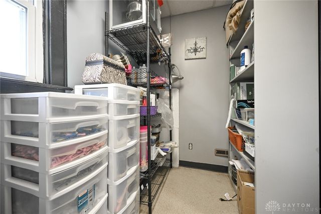 2201 Woodside Avenue, Springfield, OH 45503