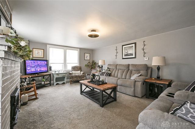 2201 Woodside Avenue, Springfield, OH 45503