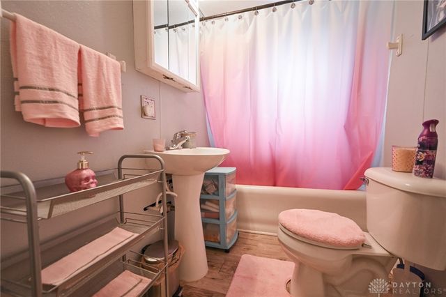 2201 Woodside Avenue, Springfield, OH 45503