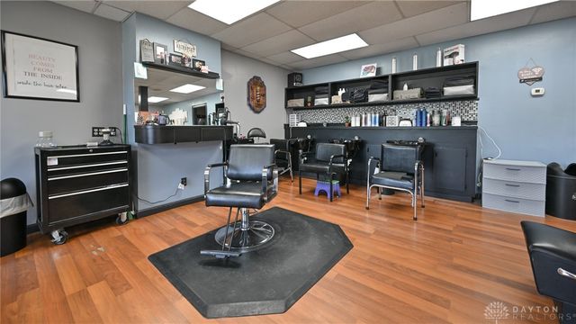 2201 Woodside Avenue, Springfield, OH 45503