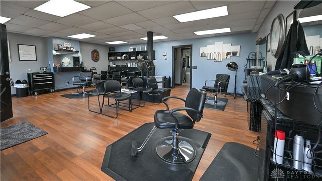 2201 Woodside Avenue, Springfield, OH 45503