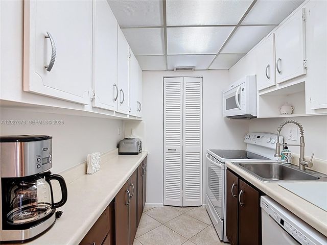 201 178th Dr 315, Sunny Isles Beach, FL 33160