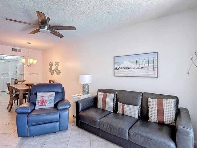 201 178th Dr 315, Sunny Isles Beach, FL 33160