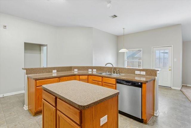 1318 Auburn View Lane, Fresno, TX 77545