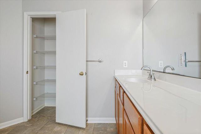 1318 Auburn View Lane, Fresno, TX 77545