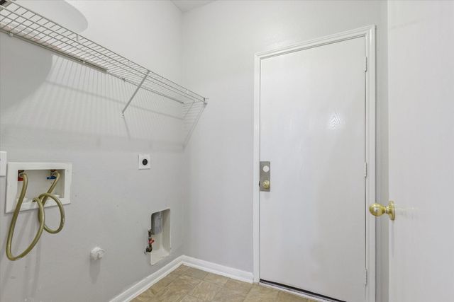 1318 Auburn View Lane, Fresno, TX 77545