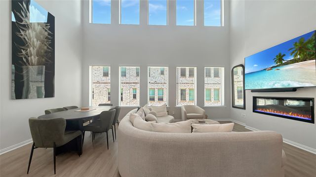 8277 Huron Peak Drive, Frisco, TX 75034