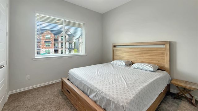 8277 Huron Peak Drive, Frisco, TX 75034