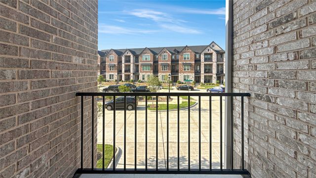 8277 Huron Peak Drive, Frisco, TX 75034