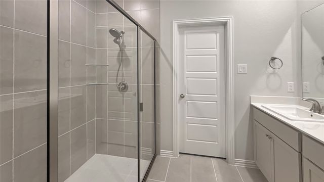 8277 Huron Peak Drive, Frisco, TX 75034