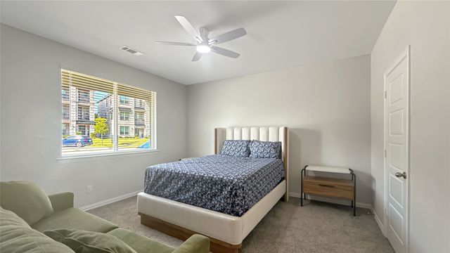 8277 Huron Peak Drive, Frisco, TX 75034