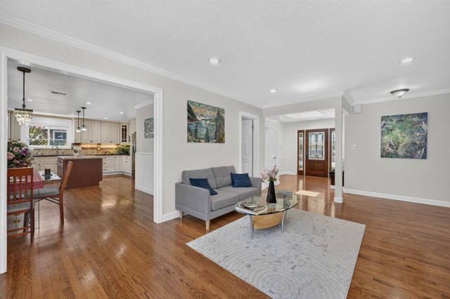 366 Manchester Avenue, Campbell, CA 95008