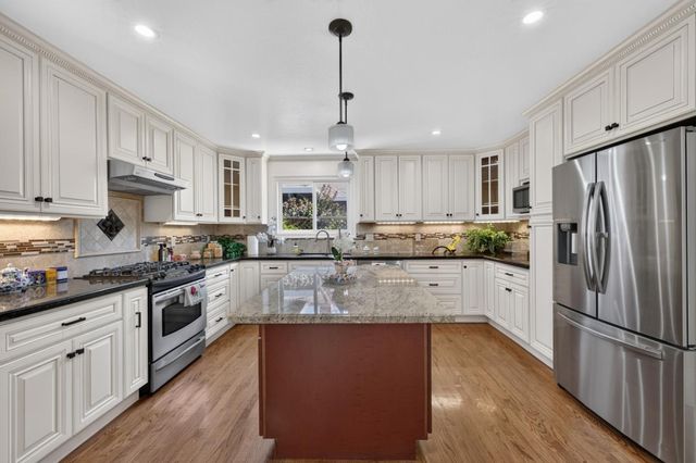 366 Manchester Avenue, Campbell, CA 95008