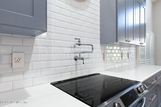 2 GLENEAGLES Place, Palm Coast, FL 32137