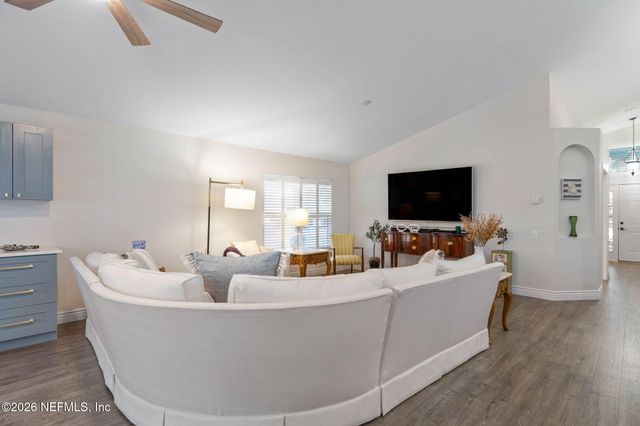 2 GLENEAGLES Place, Palm Coast, FL 32137