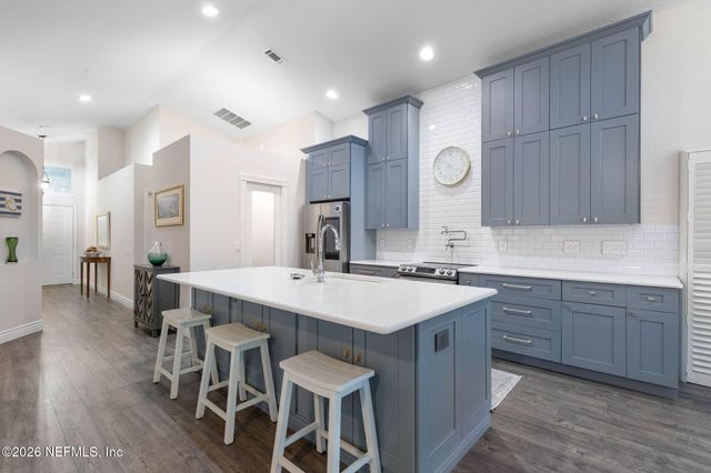 2 GLENEAGLES Place, Palm Coast, FL 32137