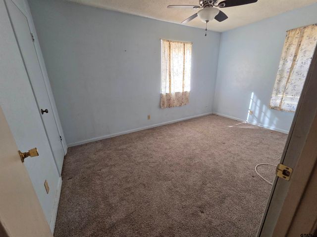 10614 Charelle Rd, Flint, TX 75762