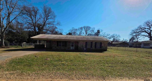 10614 Charelle Rd, Flint, TX 75762