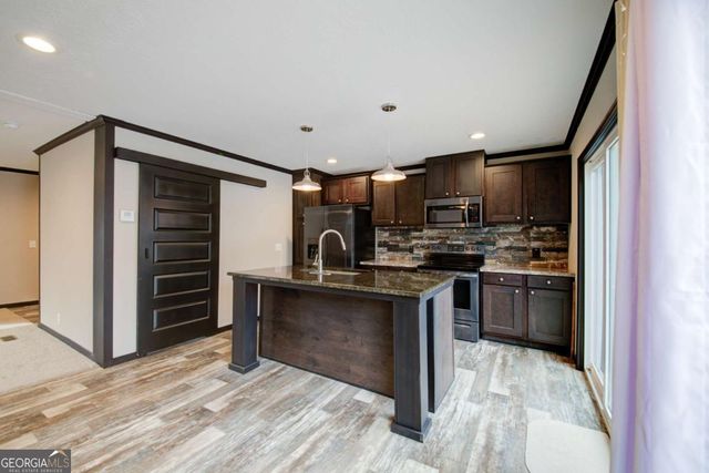 257 Iris Drive, Demorest, GA 30535