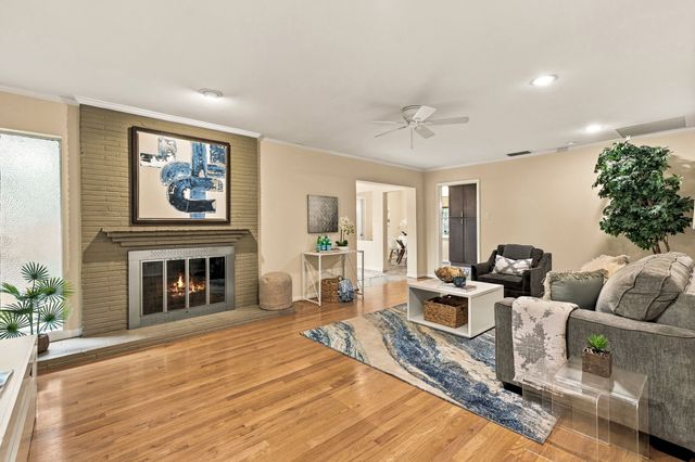 6336 E University Boulevard, Dallas, TX 75214