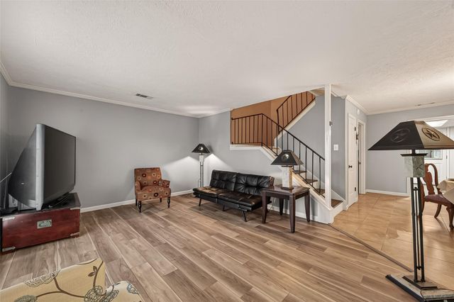 3834 Laura Leigh Drive, Friendswood, TX 77546