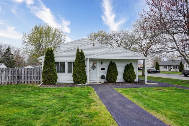 101 Norwich Drive, Ogden, NY 14624