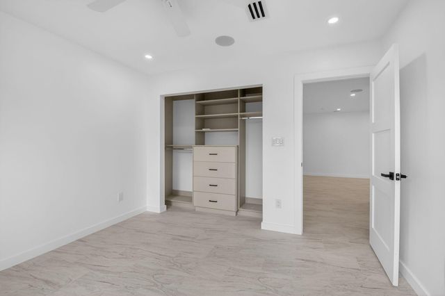 7819 Lakeside Boulevard 812, Boca Raton, FL 33434