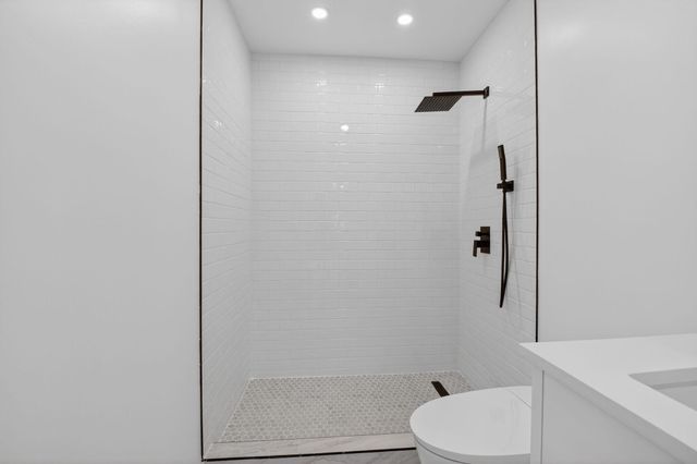 7819 Lakeside Boulevard 812, Boca Raton, FL 33434