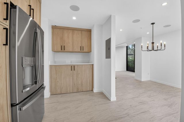 7819 Lakeside Boulevard 812, Boca Raton, FL 33434