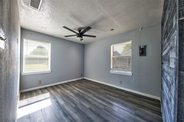 2134 Sequoyah Way, Carrollton, TX 75006