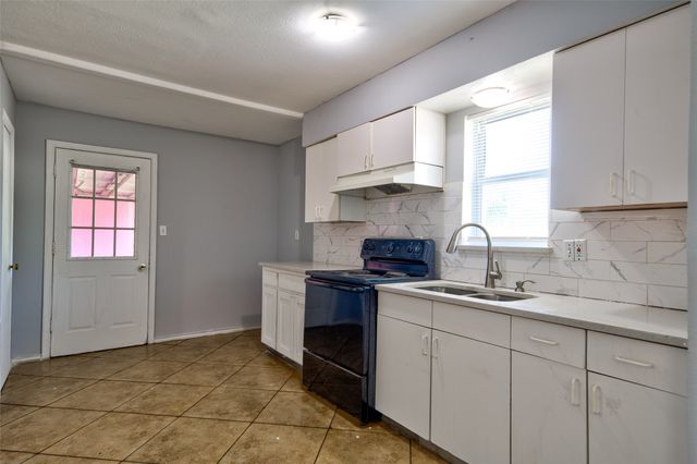 2134 Sequoyah Way, Carrollton, TX 75006