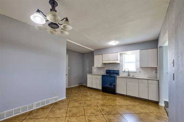 2134 Sequoyah Way, Carrollton, TX 75006