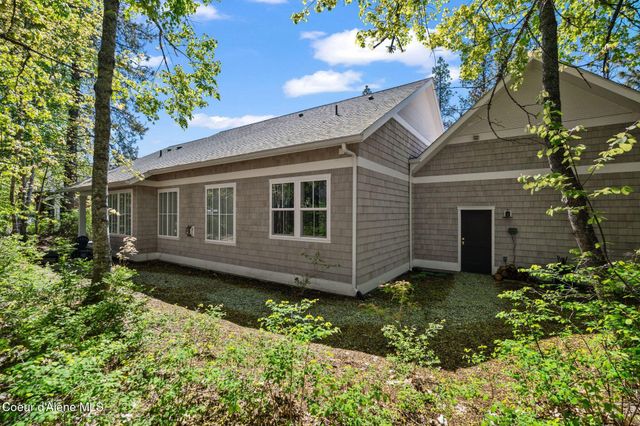 306 Eskridge Place, Dover, ID 83825