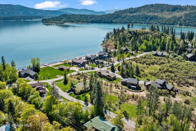 306 Eskridge Place, Dover, ID 83825