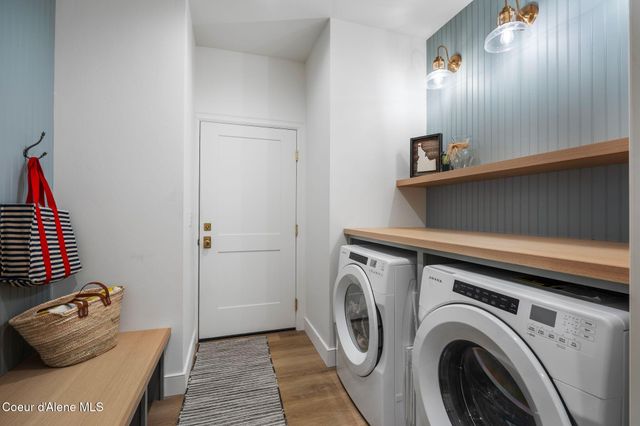 306 Eskridge Place, Dover, ID 83825