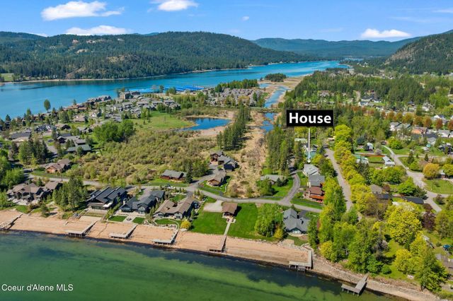 306 Eskridge Place, Dover, ID 83825