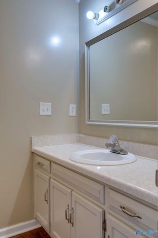 2001 Woodlawn Drive, Huntsville, AL 35802