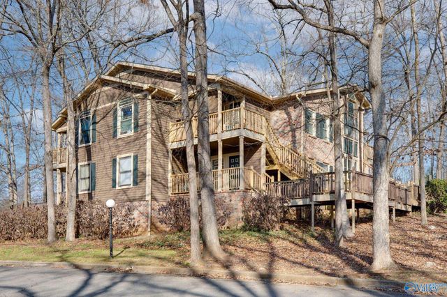 2001 Woodlawn Drive, Huntsville, AL 35802