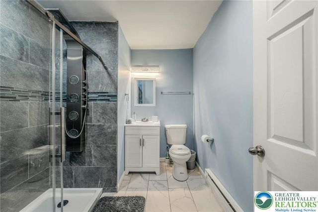 117 St Regis Walk, Coolbaugh Twp, PA 18466