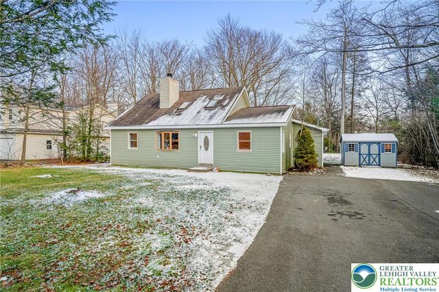 117 St Regis Walk, Coolbaugh Twp, PA 18466