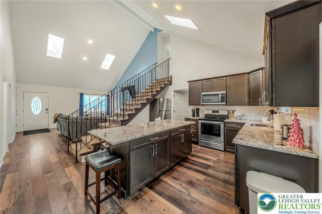 117 St Regis Walk, Coolbaugh Twp, PA 18466