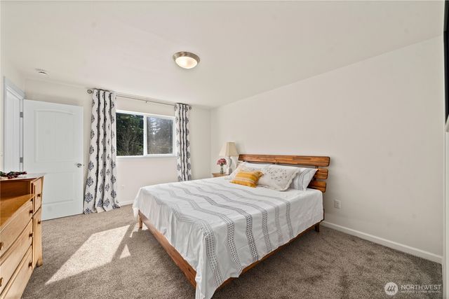 7913 Ayer Street SE, Olympia, WA 98501