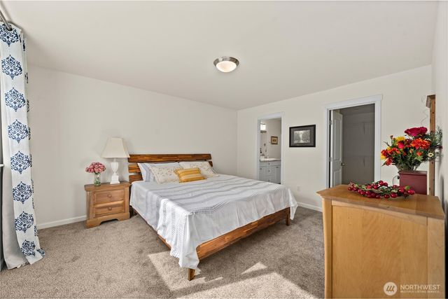 7913 Ayer Street SE, Olympia, WA 98501